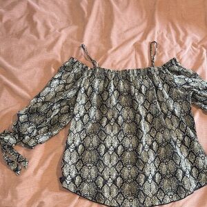 Stylish Off-Shoulder Snake Print Blouse